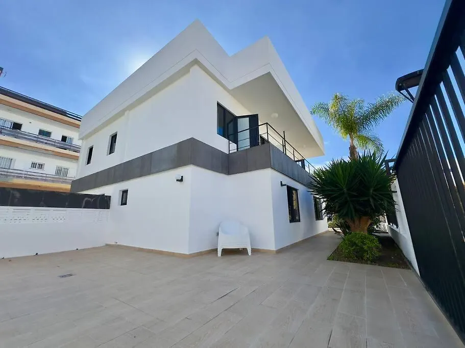 Centric And Bright Apartment - Puerto De La Cruz