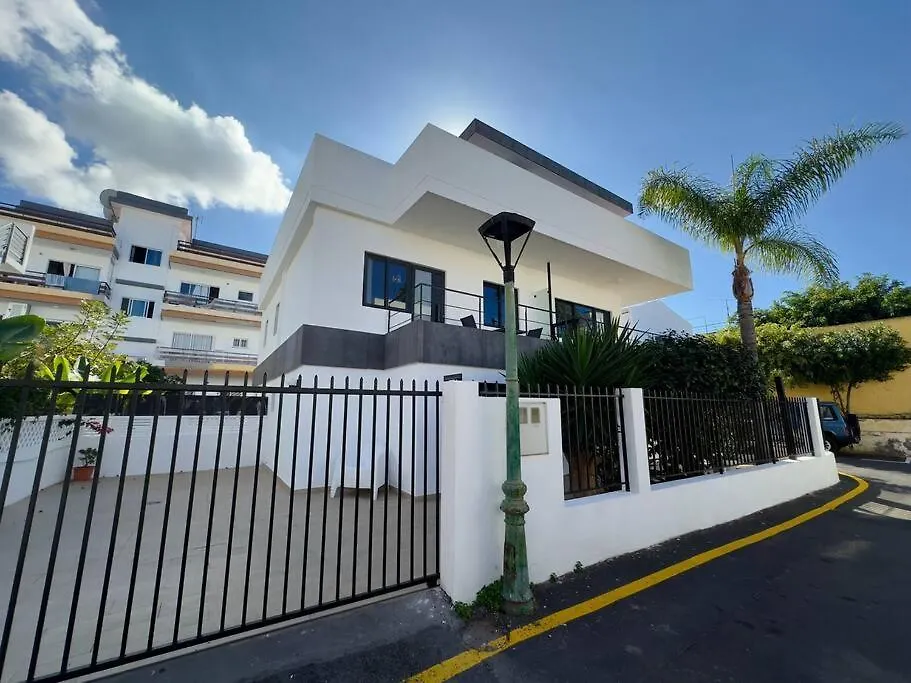 Centric And Bright Apartment - Puerto De La Cruz